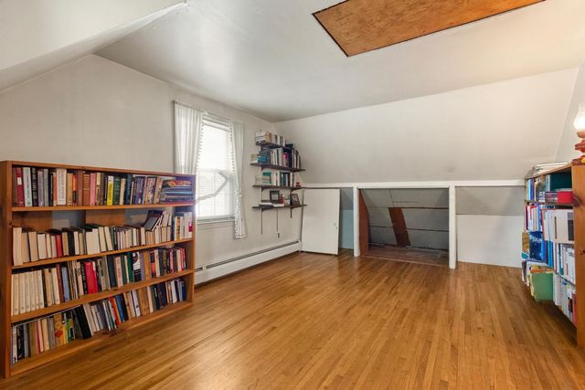 40 Valentine Rd, Arlington, MA 02476