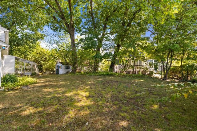 40 Valentine Rd, Arlington, MA 02476