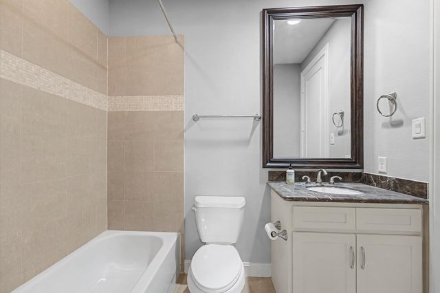 634 Nagle Street, Houston, TX 77003