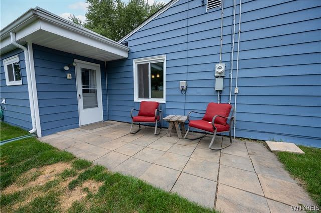 21 Beverly Drive, Cheektowaga, NY 14043