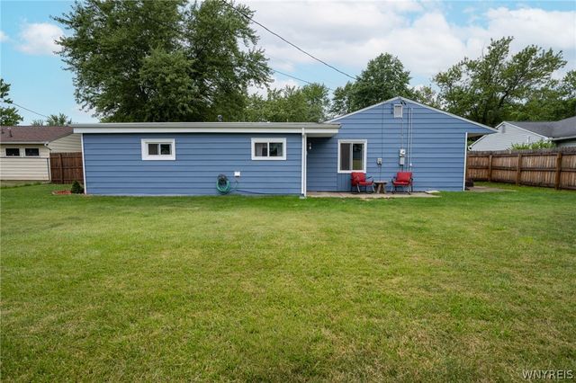 21 Beverly Drive, Cheektowaga, NY 14043