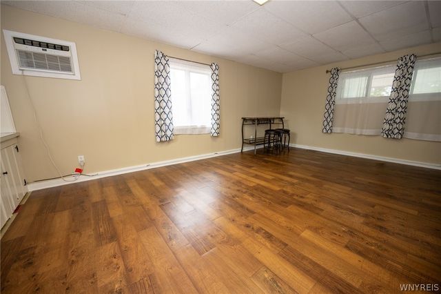 21 Beverly Drive, Cheektowaga, NY 14043