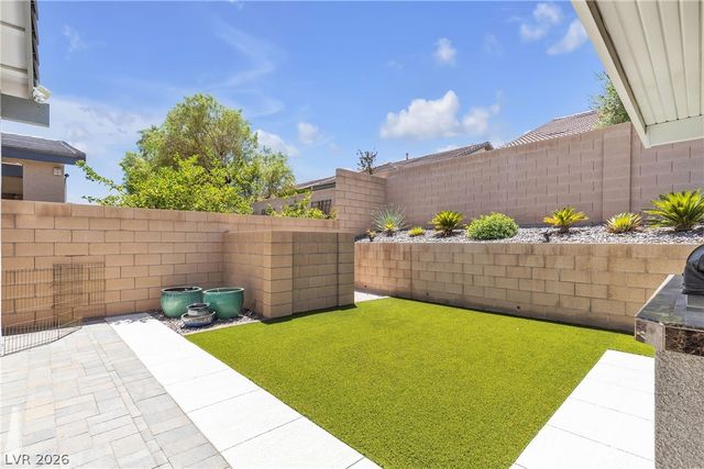 5927 Villa Loma Street, Las Vegas, NV 89148