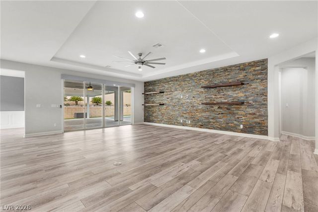 5927 Villa Loma Street, Las Vegas, NV 89148