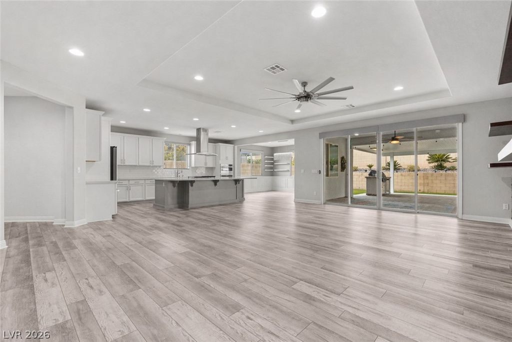 5927 Villa Loma Street, Las Vegas, NV 89148