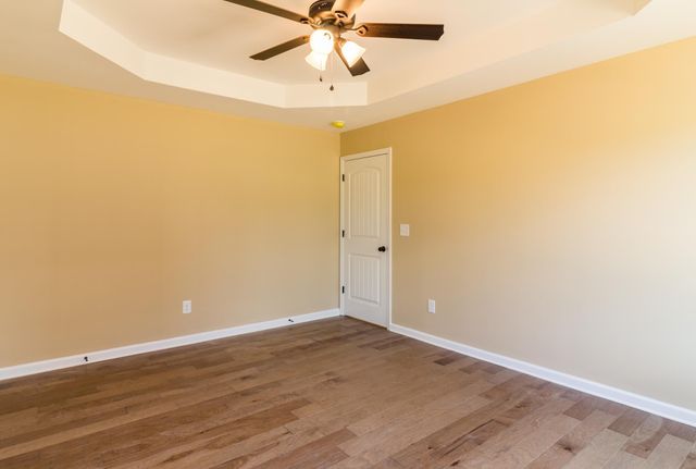 1592 Gilliam Hollow Rd, Dickson, TN 37055