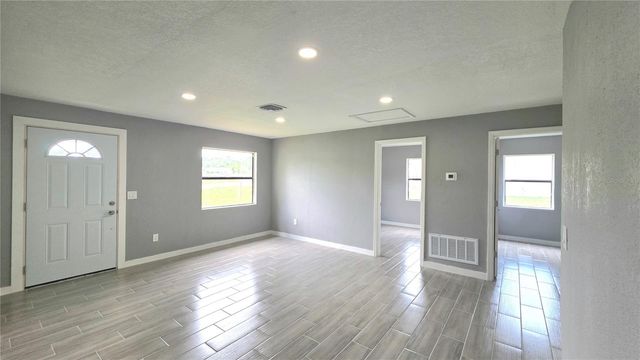 801 NW 5TH STREET, Mulberry, FL 33860