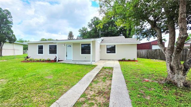 801 NW 5TH STREET, Mulberry, FL 33860