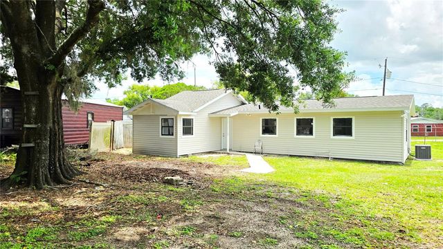 801 NW 5TH STREET, Mulberry, FL 33860