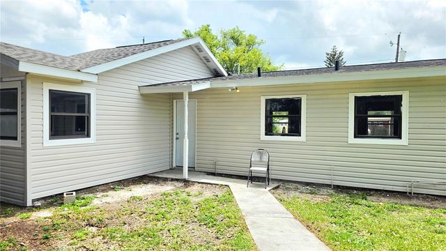 801 NW 5TH STREET, Mulberry, FL 33860
