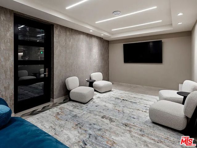 505 S Barrington Avenue 106, Los Angeles, CA 90049