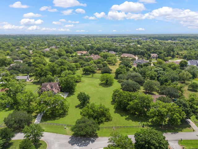 5326 Harris Woods Trace, Fulshear, TX 77441