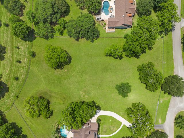 5326 Harris Woods Trace, Fulshear, TX 77441