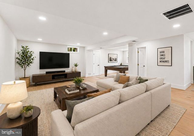 1018 BRICE RD, Rockville, MD 20852
