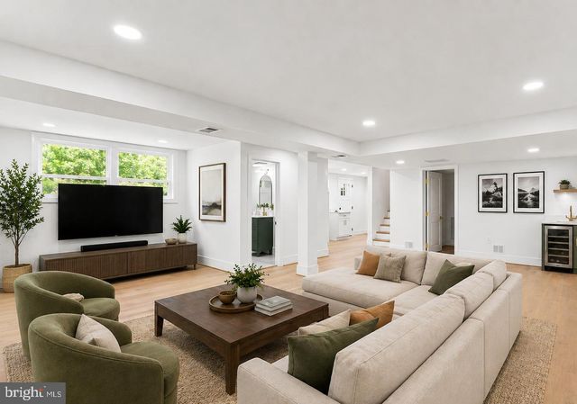 1018 BRICE RD, Rockville, MD 20852