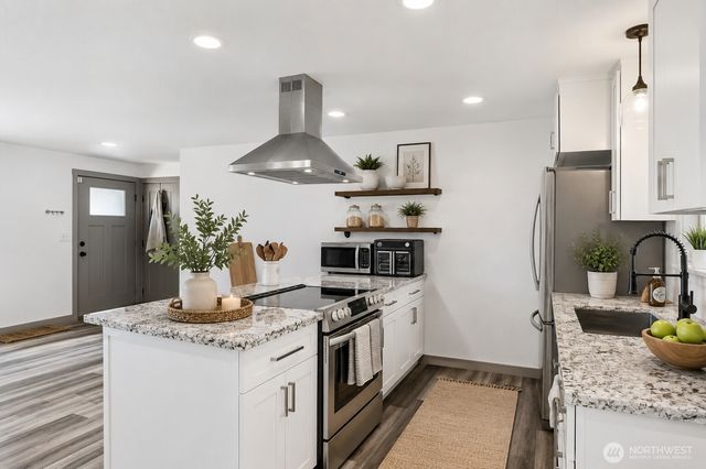 15906 82nd Street NE, Lake Stevens, WA 98258