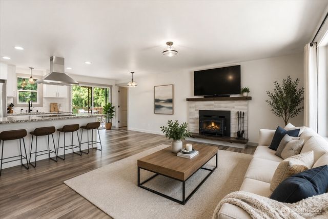 15906 82nd Street NE, Lake Stevens, WA 98258
