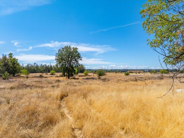 21353 Kimberly Road, Anderson, CA 96007