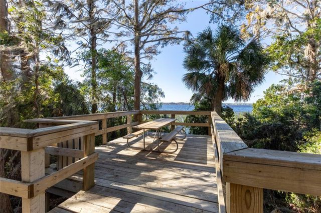 5211 KARLSBURG PLACE, Palm Harbor, FL 34685