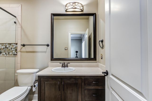 15 Whisperwood Circle, Lubbock, TX 79416