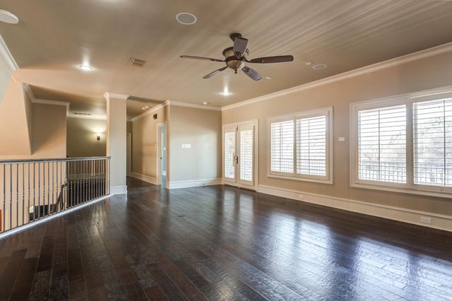 15 Whisperwood Circle, Lubbock, TX 79416
