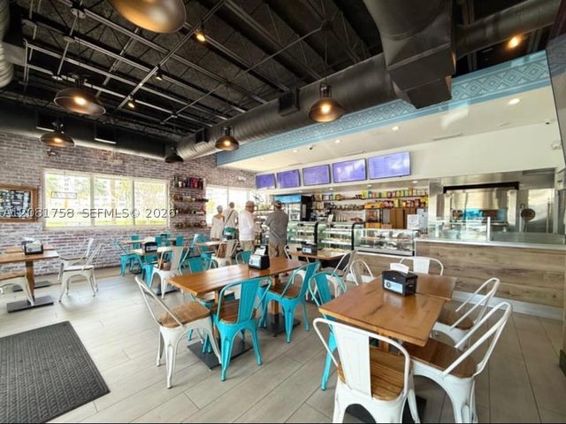 2915 E Las Olas Blvd, Fort Lauderdale, FL 33316