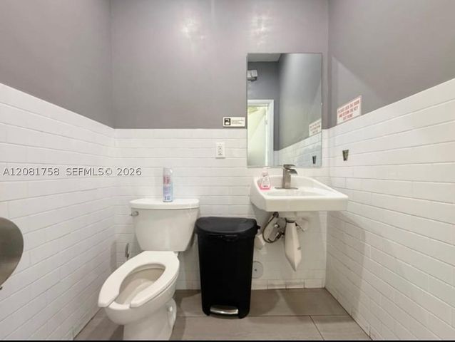 2915 E Las Olas Blvd, Fort Lauderdale, FL 33316