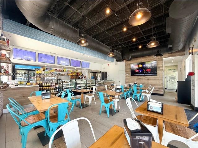 2915 E Las Olas Blvd, Fort Lauderdale, FL 33316
