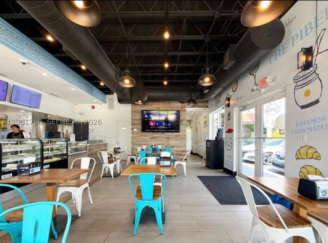 2915 E Las Olas Blvd, Fort Lauderdale, FL 33316