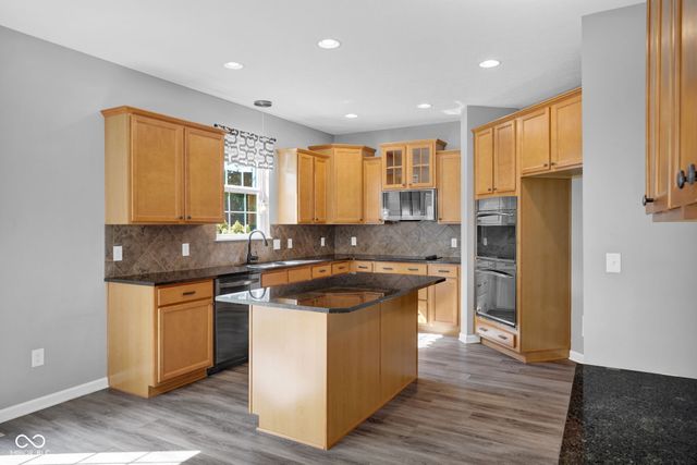 5248 Nicodemus Drive, Plainfield, IN 46168
