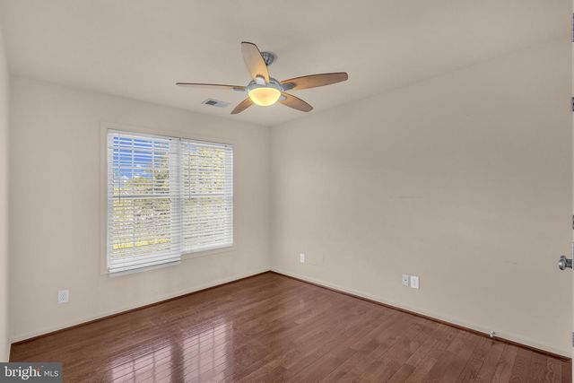 15 SHELLFIELD LN, Colonial Beach, VA 22443