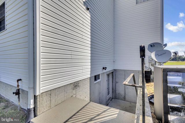 15 SHELLFIELD LN, Colonial Beach, VA 22443