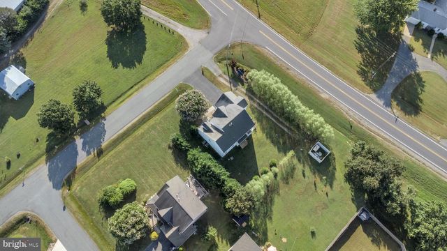 15 SHELLFIELD LN, Colonial Beach, VA 22443
