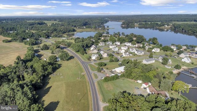 15 SHELLFIELD LN, Colonial Beach, VA 22443