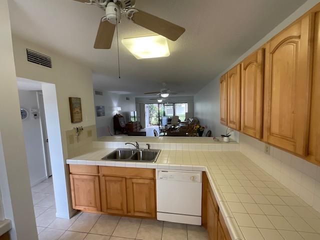 1600 NE Dixie Highway 13-107, Jensen Beach, FL 34957