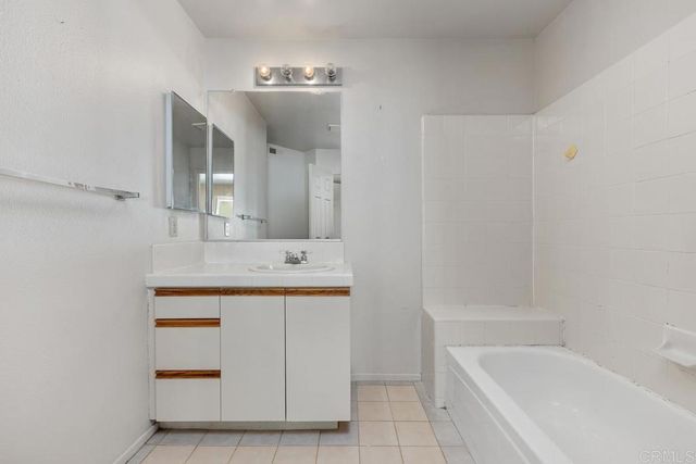 4849 Flying Cloud Way, Carlsbad, CA 92008