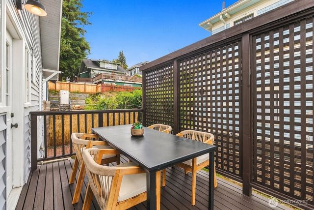 3005 E Union Street, Seattle, WA 98122