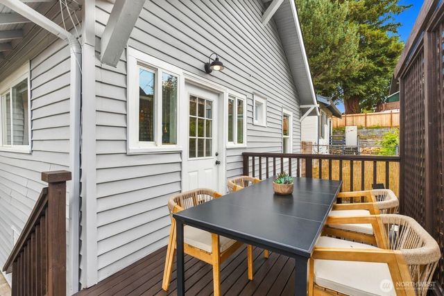 3005 E Union Street, Seattle, WA 98122