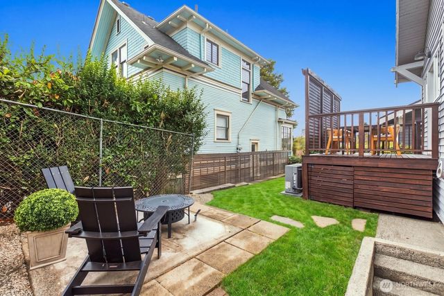 3005 E Union Street, Seattle, WA 98122