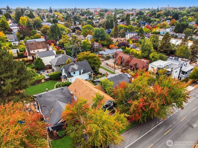 3005 E Union Street, Seattle, WA 98122