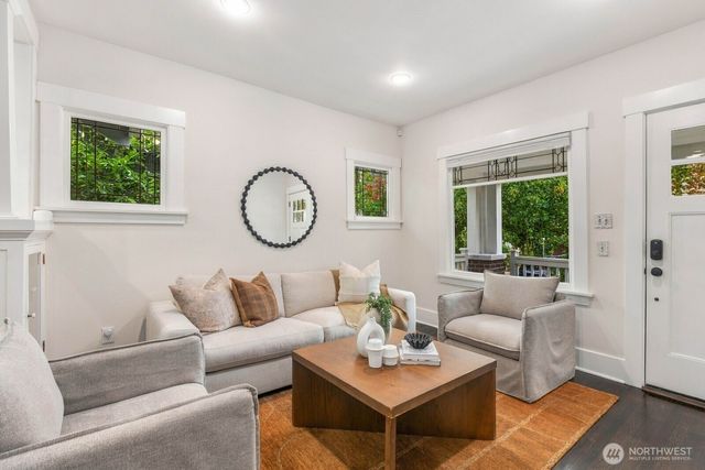 3005 E Union Street, Seattle, WA 98122