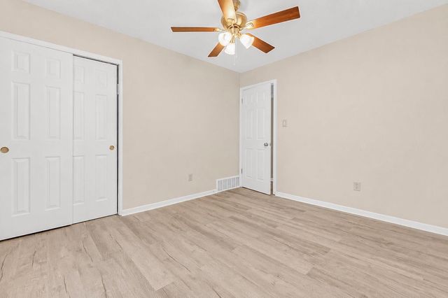 6822 SOUTHKNOLL AVE, Millington, TN 38053