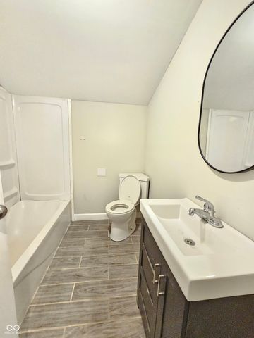 2011 McKinley Street, Anderson, IN 46016