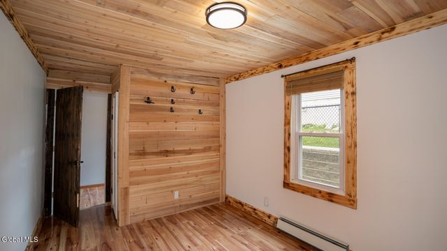 3 Lakeshore Drive, North Greenbush, NY 12198