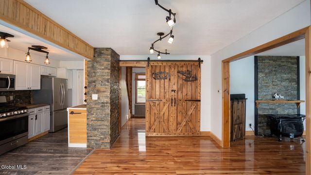3 Lakeshore Drive, North Greenbush, NY 12198