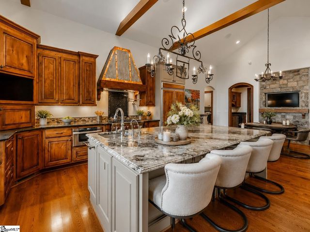 605 Raven Road, Landrum, SC 29356