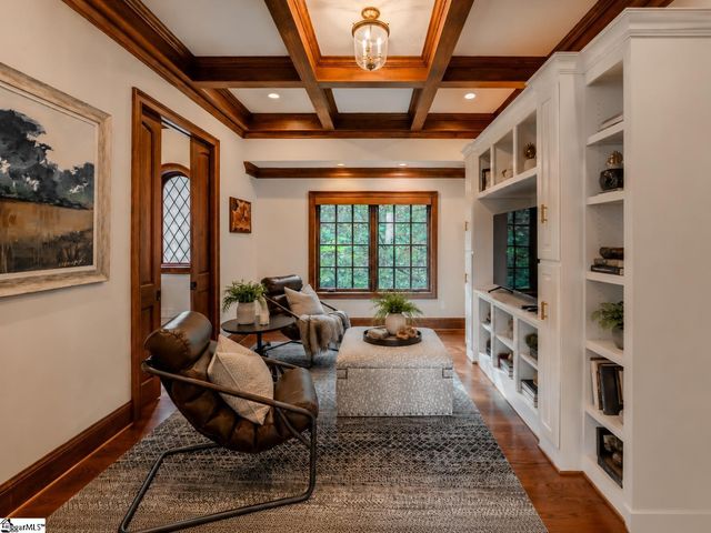 605 Raven Road, Landrum, SC 29356