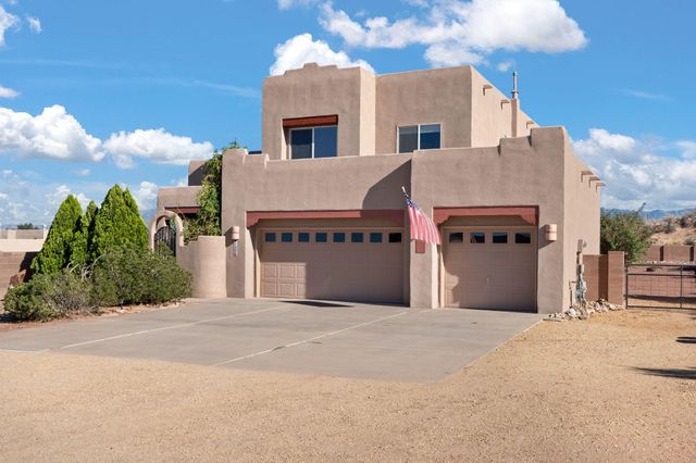 1296 Monterrey Road NE, Rio Rancho, NM 87144