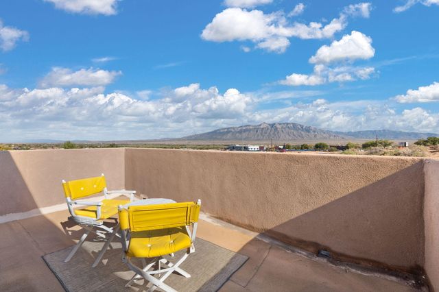 1296 Monterrey Road NE, Rio Rancho, NM 87144