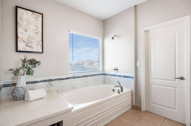 1296 Monterrey Road NE, Rio Rancho, NM 87144